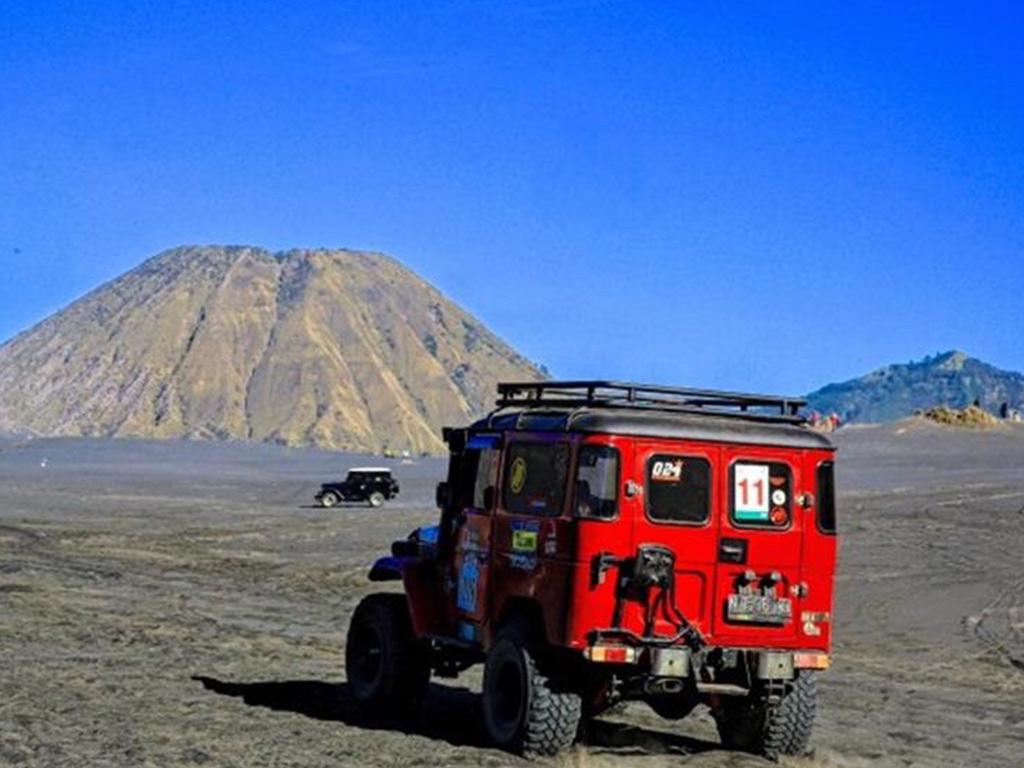 Bromo Jeep Tour